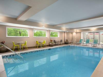 indoor pool - hotel home2 suites by hilton silver spring - silver spring, united states of america