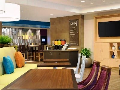 breakfast room - hotel home2 suites by hilton bangor - bangor, united states of america