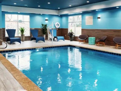 indoor pool - hotel hampton inn and suites benton harbor - benton harbor, united states of america