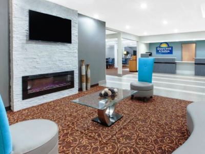 lobby - hotel days inn n suites grand rapids near dwtn - grand rapids, michigan, united states of america