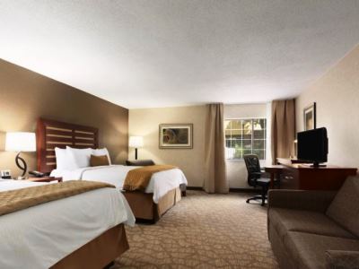 bedroom - hotel wyndham garden grand rapids airport - grand rapids, michigan, united states of america