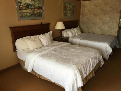bedroom - hotel travelodge by wyndham monroe - monroe, michigan, united states of america