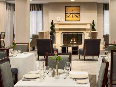 restaurant - hotel doubletree by hilton detroit - novi - novi, united states of america