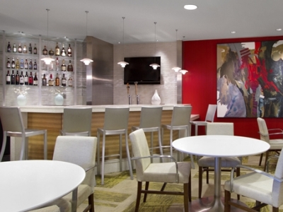 bar - hotel embassy suites detroit metro airport - romulus, united states of america