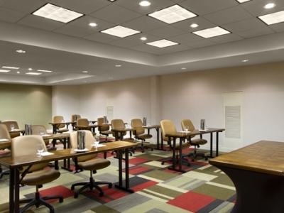 conference room - hotel embassy suites detroit metro airport - romulus, united states of america