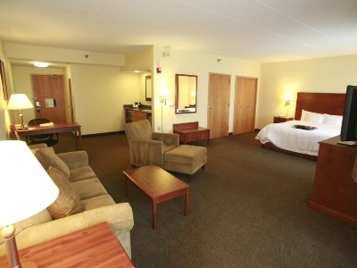 bedroom 2 - hotel hampton inn and suites bemidji - bemidji, united states of america