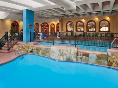 indoor pool - hotel embassy suites kansas city plaza - kansas city, missouri, united states of america
