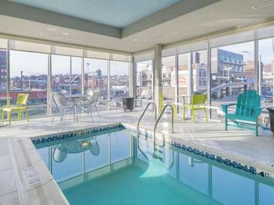 indoor pool - hotel home2 suites kansas city downtown - kansas city, missouri, united states of america