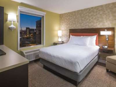 bedroom 1 - hotel home2 suites kansas city downtown - kansas city, missouri, united states of america