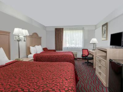bedroom 1 - hotel days inn wyndham kansas cty intl airport - kansas city, missouri, united states of america