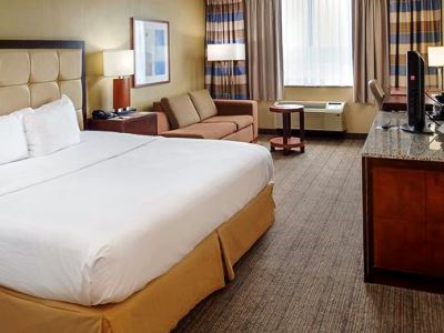 bedroom 1 - hotel doubletree saint louis at westport - saint louis, united states of america