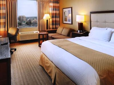 bedroom 3 - hotel doubletree saint louis at westport - saint louis, united states of america