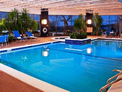 indoor pool - hotel doubletree saint louis at westport - saint louis, united states of america