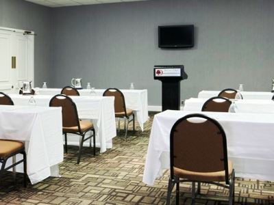 conference room - hotel doubletree saint louis at westport - saint louis, united states of america