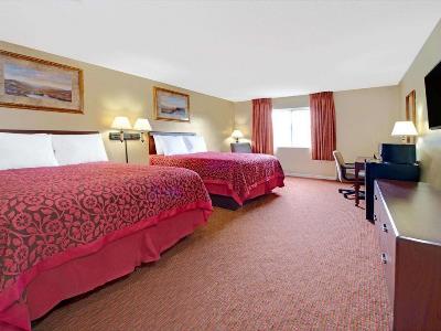 bedroom 1 - hotel days inn suites st. louis/westport plaza - saint louis, united states of america