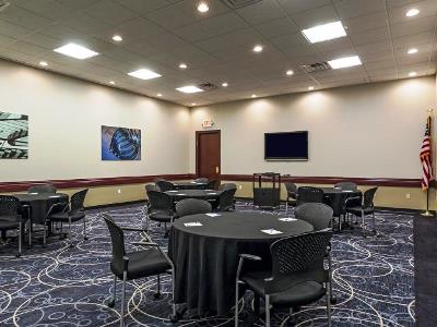 conference room - hotel doubletree st. louis forest park - saint louis, united states of america