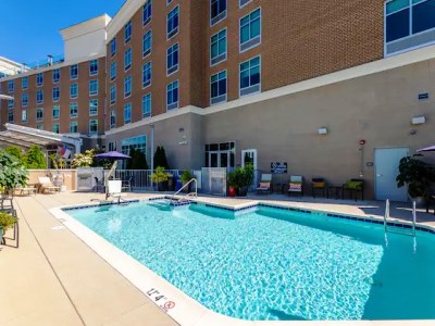 outdoor pool - hotel hilton garden inn asheville downtown - asheville, united states of america