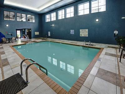 indoor pool - hotel homewood suites asheville tunnel road - asheville, united states of america