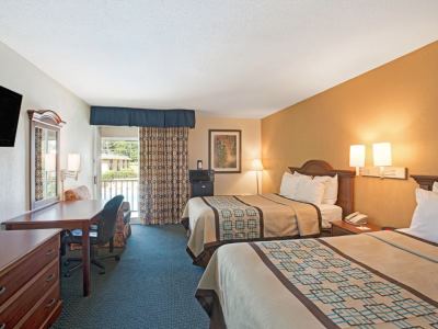 bedroom 1 - hotel days inn woodlawn near carowinds - charlotte, north carolina, united states of america