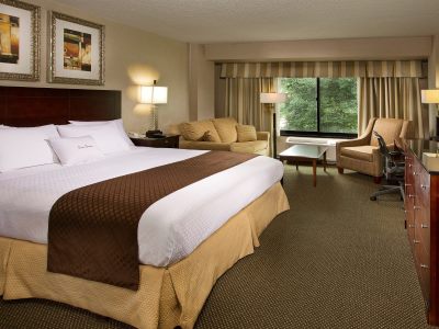standard bedroom 1 - hotel doubletree charlotte airport - charlotte, north carolina, united states of america