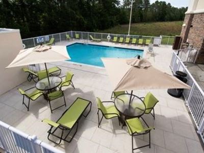 outdoor pool - hotel hampton inn and suites fayetteville - fayetteville, north carolina, united states of america