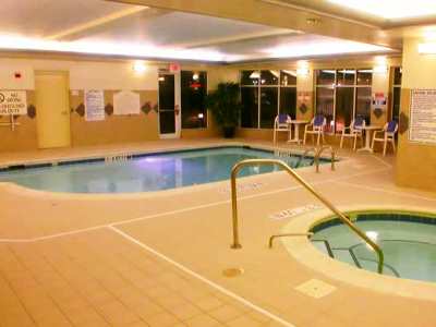 indoor pool - hotel hilton garden inn fort liberty - fayetteville, north carolina, united states of america