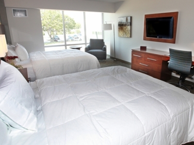 bedroom - hotel doubletree by hilton omaha southwest - omaha, united states of america