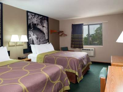 bedroom 1 - hotel super 8 by wyndham omaha ne - omaha, united states of america