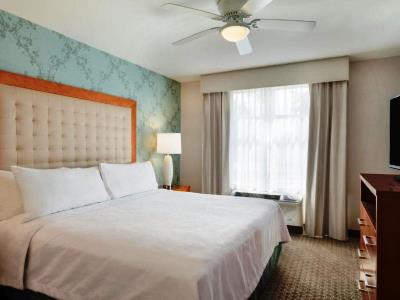 bedroom - hotel homewood suites gateway hills nashua - nashua, united states of america