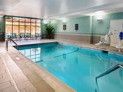 indoor pool - hotel homewood suites gateway hills nashua - nashua, united states of america