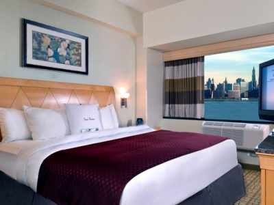 bedroom 1 - hotel doubletree by hilton jersey city - jersey city, united states of america