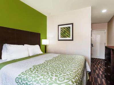 bedroom 2 - hotel days inn and suites jamaica jfk airport - jamaica, united states of america