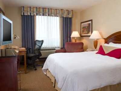 bedroom 1 - hotel hilton garden inn queens/jfk airport - jamaica, united states of america