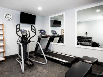 gym - hotel la quinta inn and suite long island city - long island city, united states of america