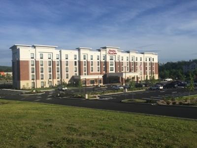 exterior view - hotel hampton inn and suites stewart airport - newburgh, united states of america