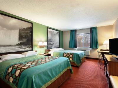 bedroom - hotel super 8 by wyndham niagara falls ny - niagara falls, united states of america