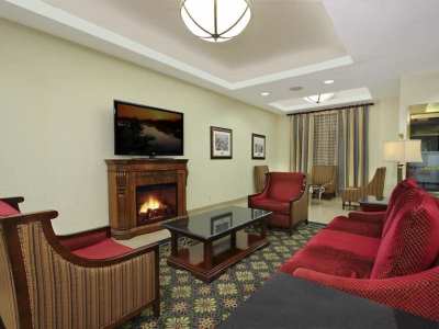 lobby 1 - hotel hampton inn and suites rockville centre - rockville centre, united states of america
