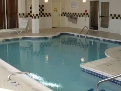 indoor pool - hotel hilton garden inn westbury - westbury, united states of america