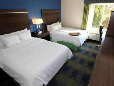 standard bedroom - hotel hampton inn sandusky - central - sandusky, united states of america