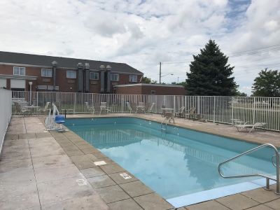 outdoor pool - hotel days inn by wyndham sandusky/cedar point - sandusky, united states of america