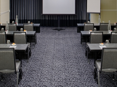 conference room - hotel embassy suites portland downtown - portland, oregon, united states of america