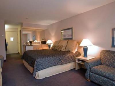 bedroom 1 - hotel shilo inn - warrenton, oregon, united states of america
