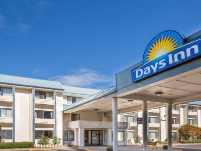 exterior view - hotel days inn by wyndham corvallis - corvallis, united states of america
