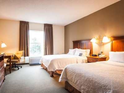 bedroom 5 - hotel hampton inn south kingstown-newport area - south kingstown, united states of america