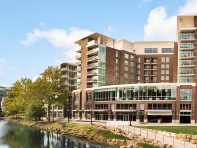 exterior view - hotel embassy suites downtown riverplace - greenville, south carolina, united states of america