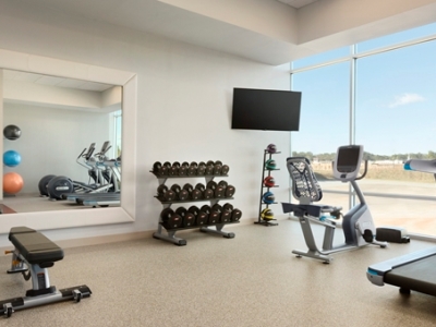 gym - hotel embassy suites downtown riverplace - greenville, south carolina, united states of america