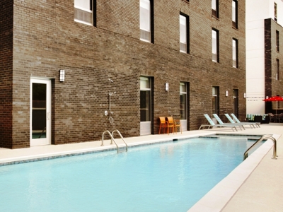 outdoor pool - hotel home2 suites greenville downtown - greenville, south carolina, united states of america