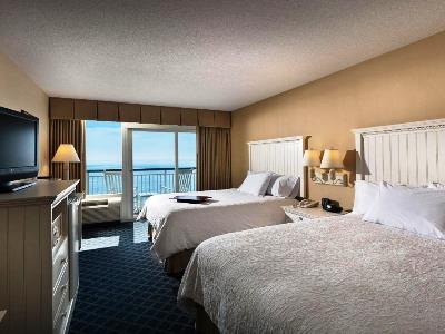 bedroom 1 - hotel hampton inn ste myrtle beach oceanfront - myrtle beach, united states of america