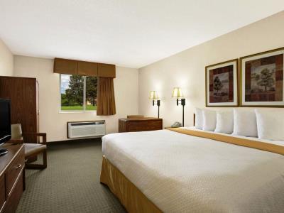 bedroom - hotel days inn by wyndham rapid city - rapid city, united states of america