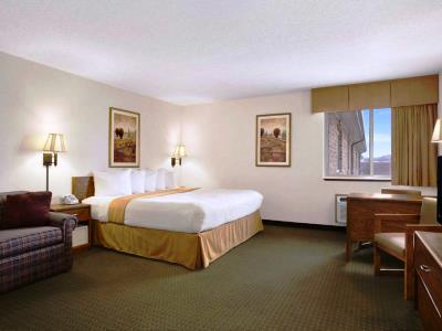 bedroom 2 - hotel days inn by wyndham rapid city - rapid city, united states of america